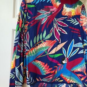 Farm Rio colorful tunic with V neck and long bell sleeves. No flaws.